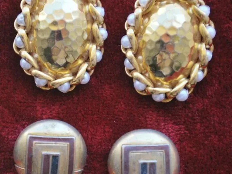 Brincos e Alfinetes dos anos 70 – 80 – 90