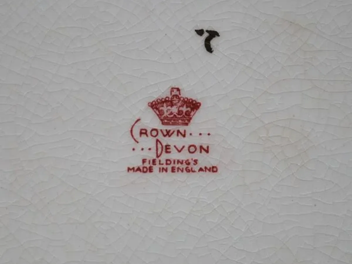 Torteira de porcelana Crown Devon Field