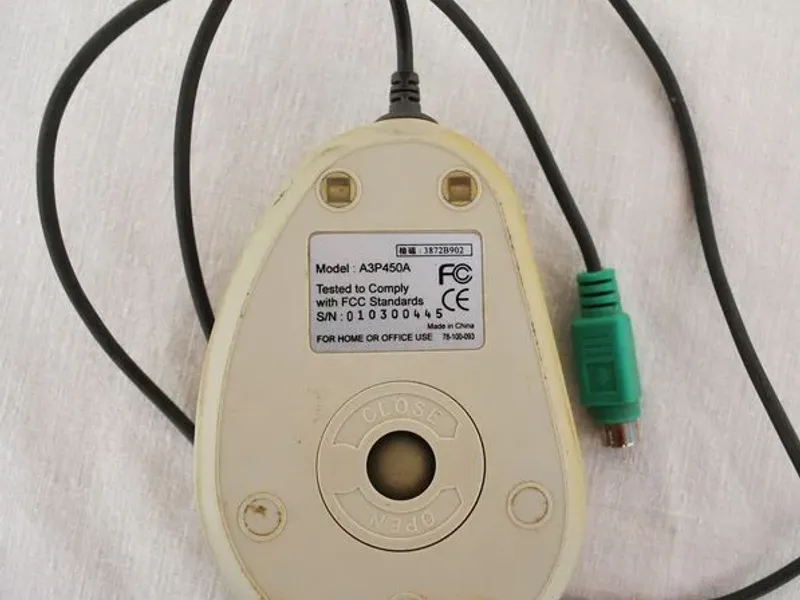 Rato Dexin com ficha PS/2 