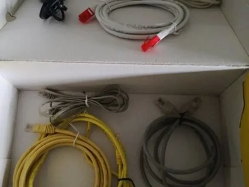 Cabos de rede (Telefone/Internet)