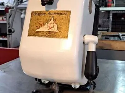 Medidor de água analogico.