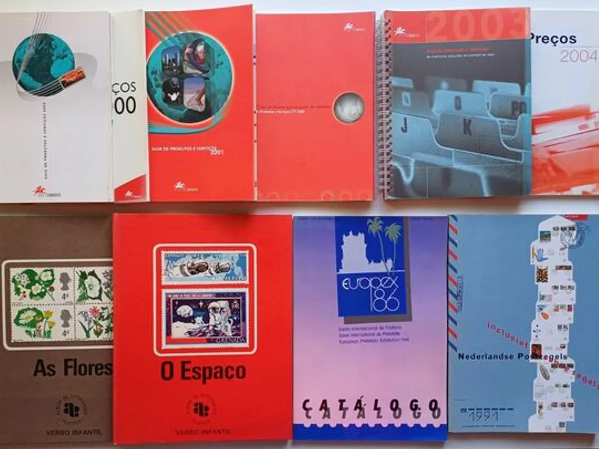Guias dos CTT 2000-2004 e publicações filatelicas