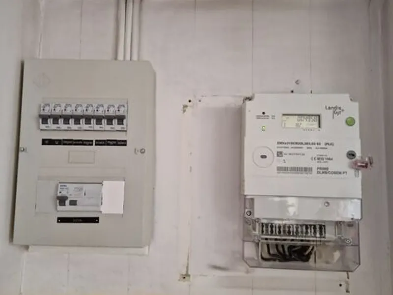 SERVIÇOS DE ELETRICIDADE E OUTRAS 