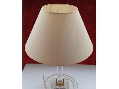 Abajour com 135 cms de diâmetro 