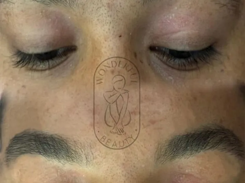 Cílios e Sobrancelhas 