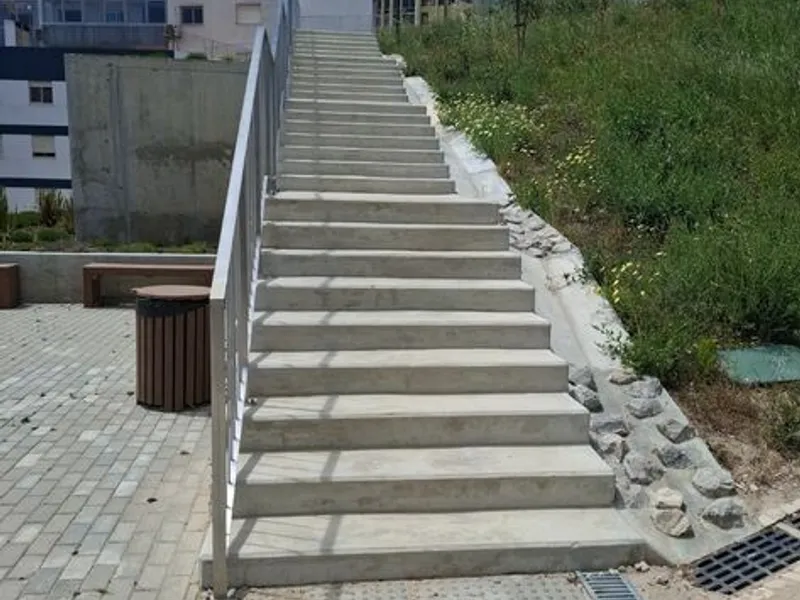 Limpeza e hotelaria e construção 