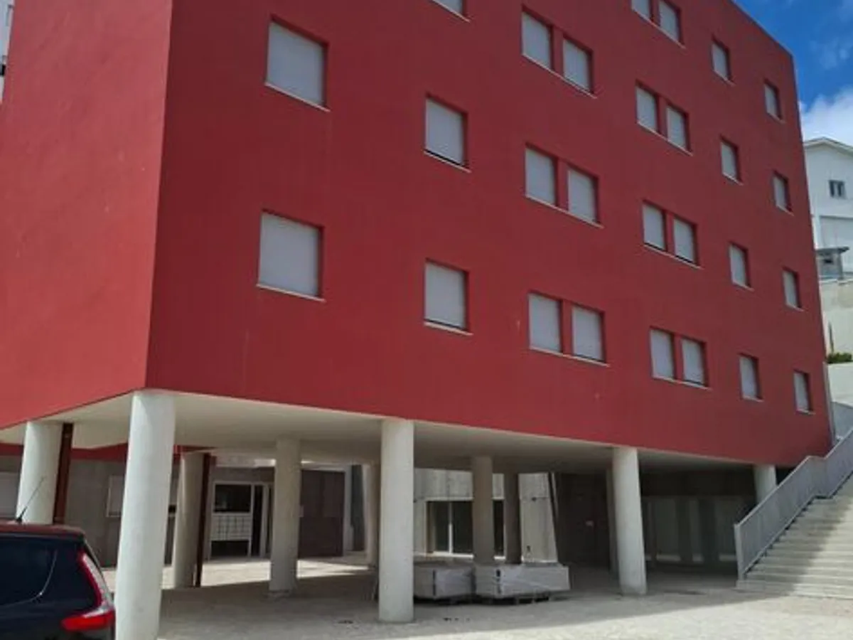 Limpeza e hotelaria e construção 