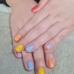 Serviços de estetica e cabeleireiro  9