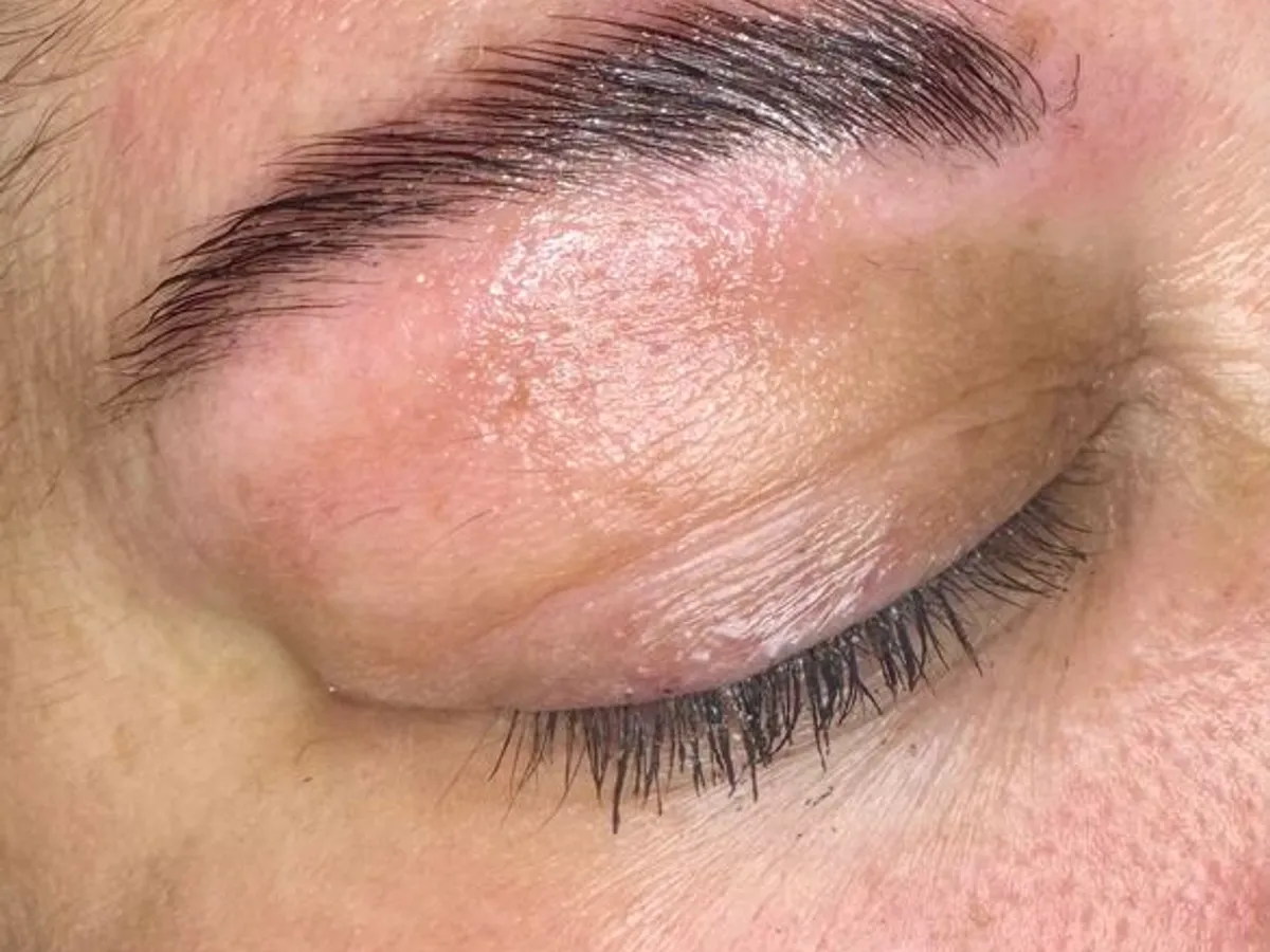 Extensão de pestanas/ cílios 