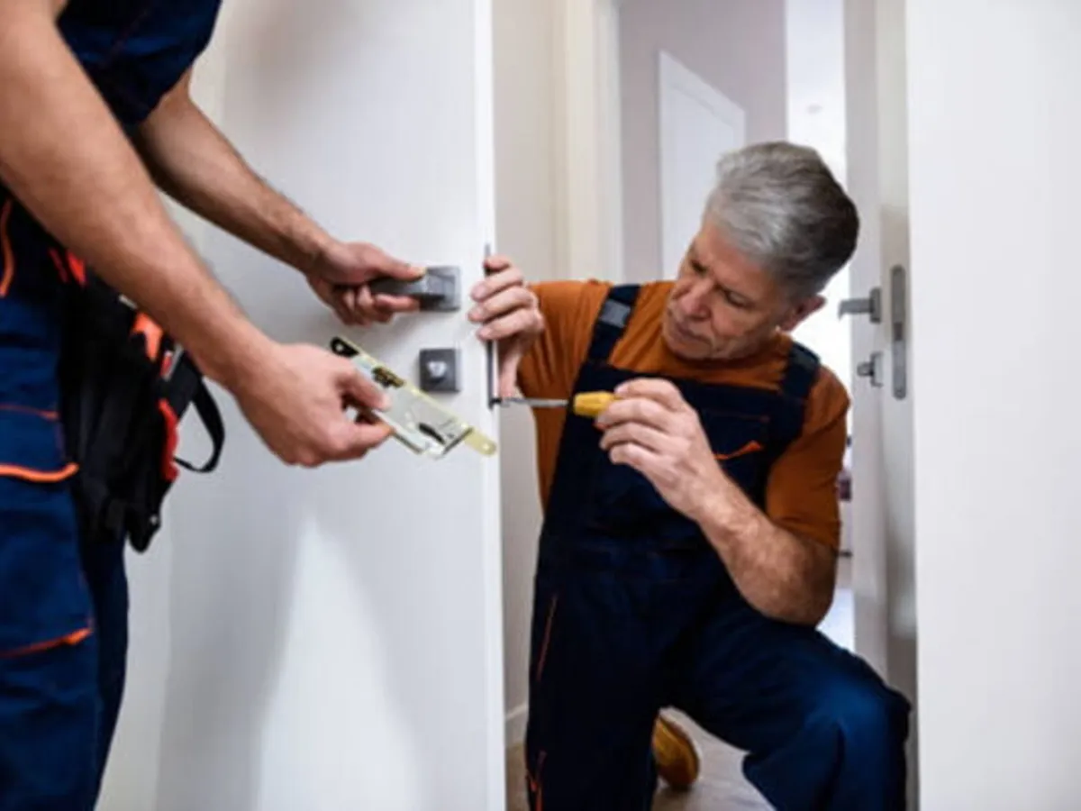 Chaveiro 24H Abertura de Portas Fechaduras Portas