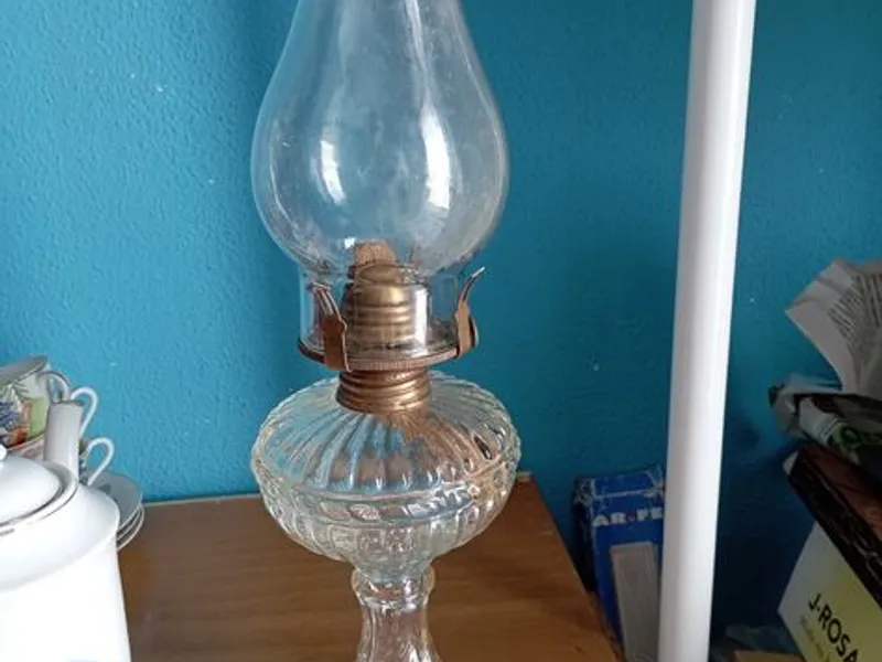 candeeiro vintage a petróleo 