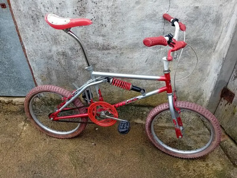 BMX esmaltina clássica 