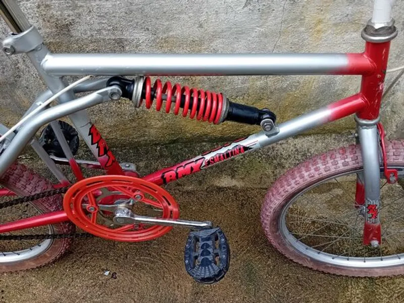 BMX esmaltina clássica 