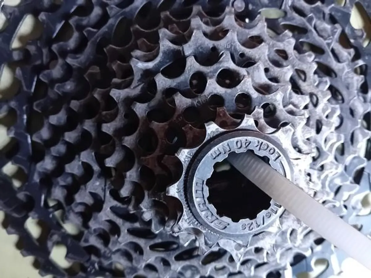 cassette +corrente 12v SRAN 