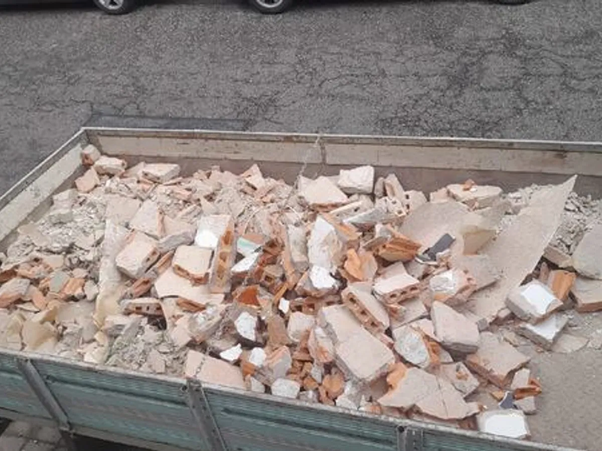 demolições e remoção de entulhos 