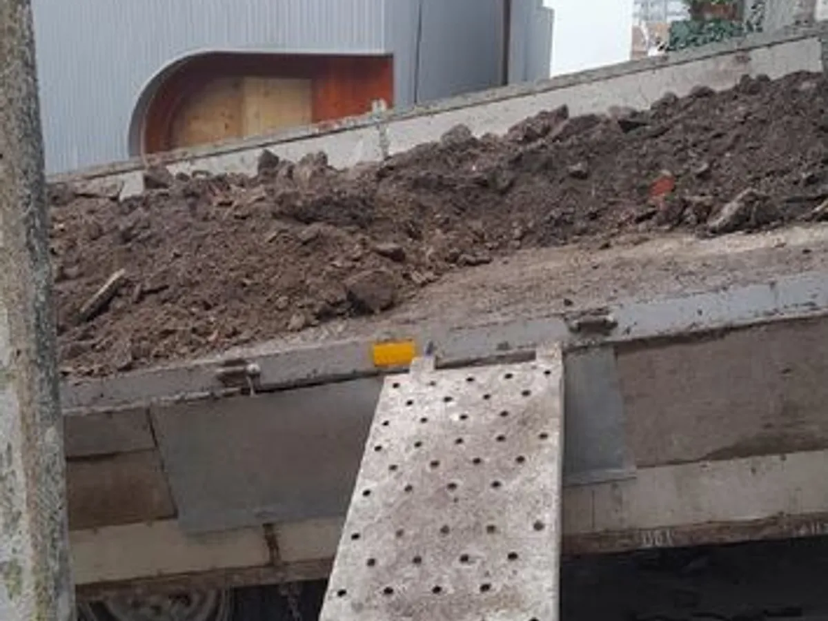 demolições e remoção de entulhos 