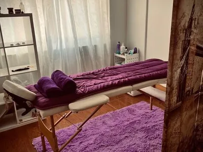 Masajista certificada, con juventud y experiencia 