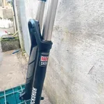 suspensão ROCK.SHOX 27,5. Boost har  4