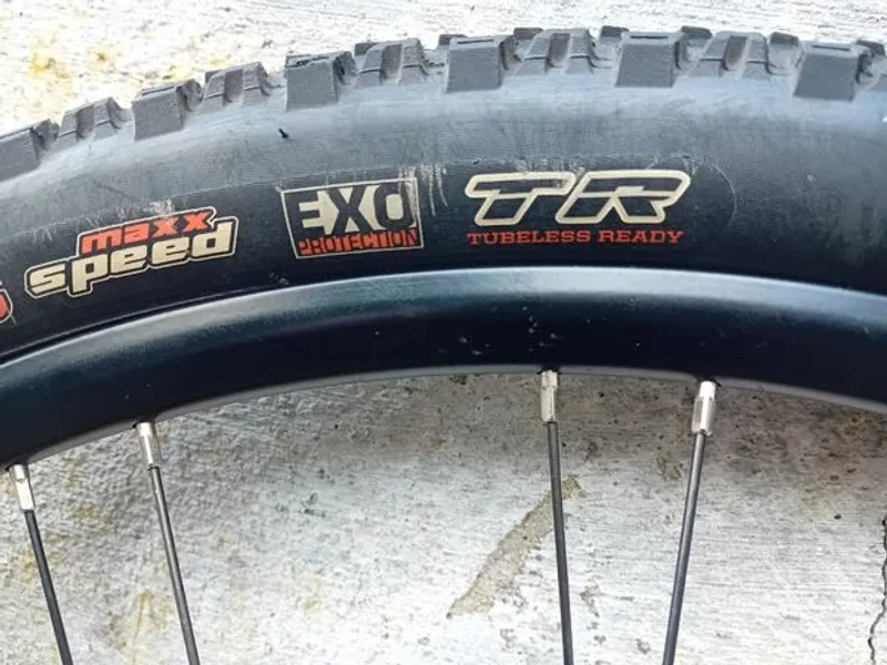 roda traseira 27,5 semi-nova 