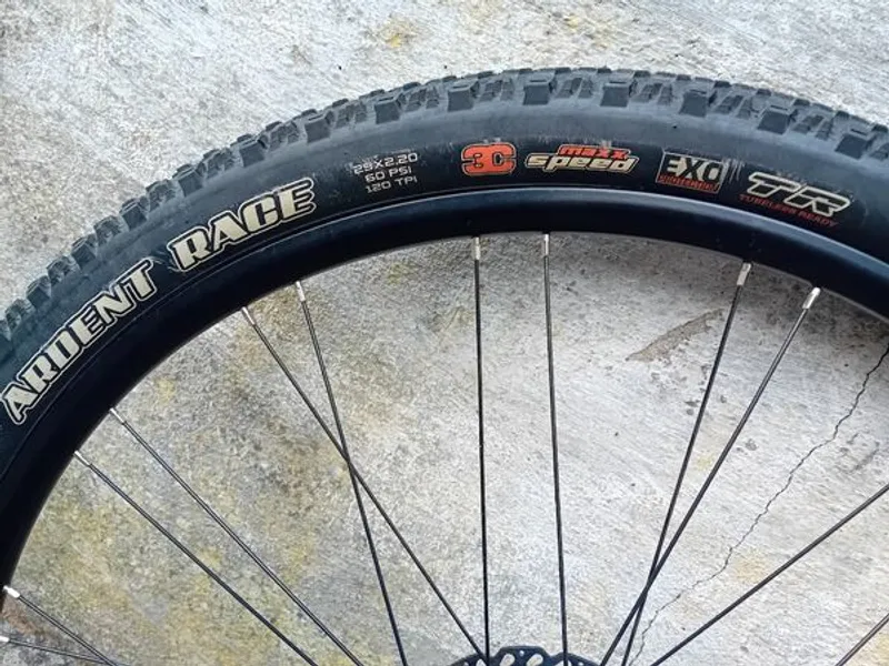 roda traseira 27,5 semi-nova 