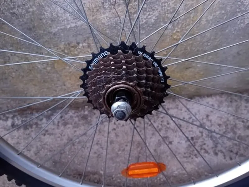 rodas QUANDO completas novas 