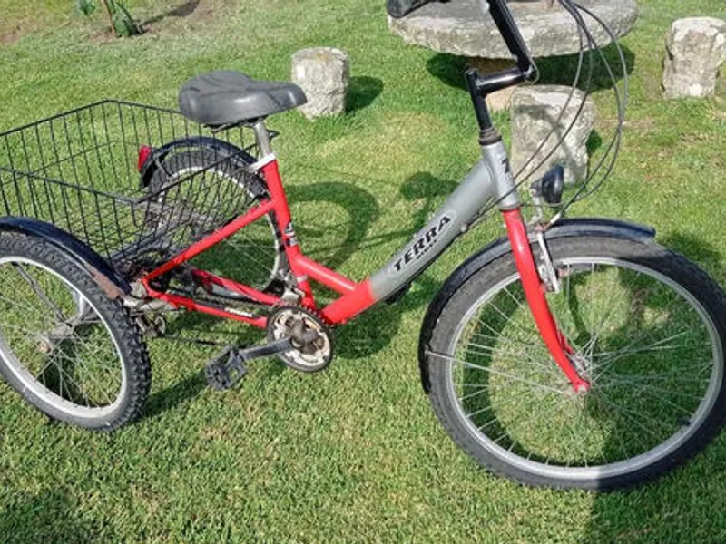 Triciclo - bicicleta de 3 rodas