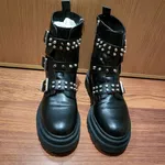 Botas góticas Stradivarius com tachas 38 3
