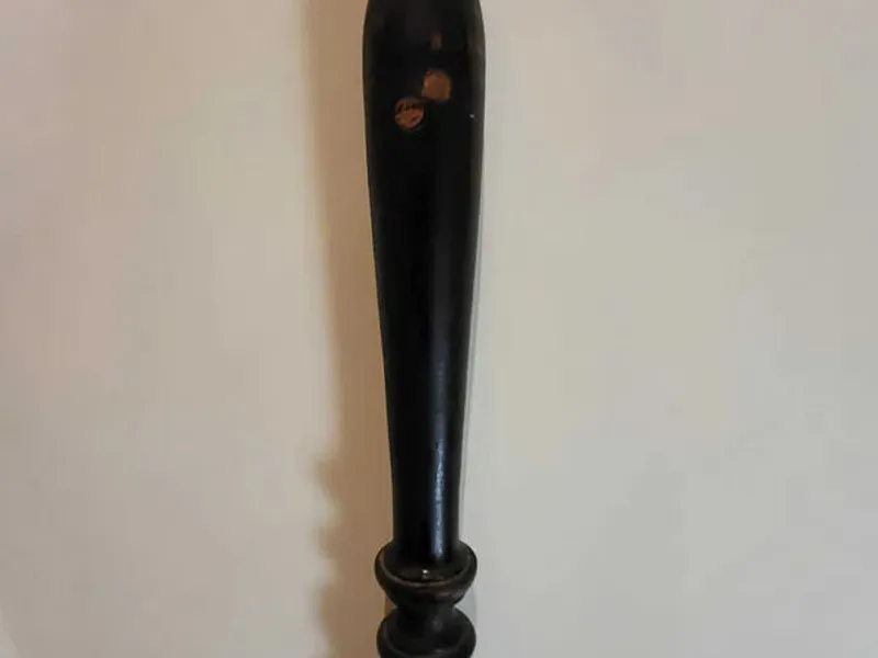 Poste madeira / coluna enrolada escura pau-santo