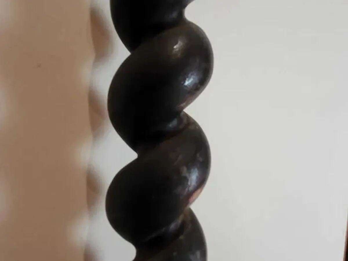 Poste madeira / coluna enrolada escura pau-santo