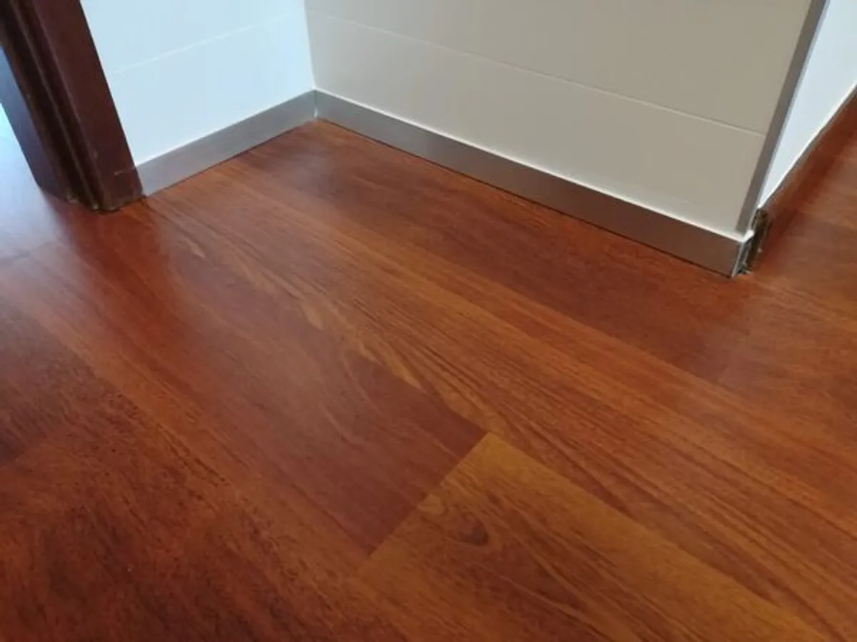 Aplicação de pladur/ autonivelante/ pintor.