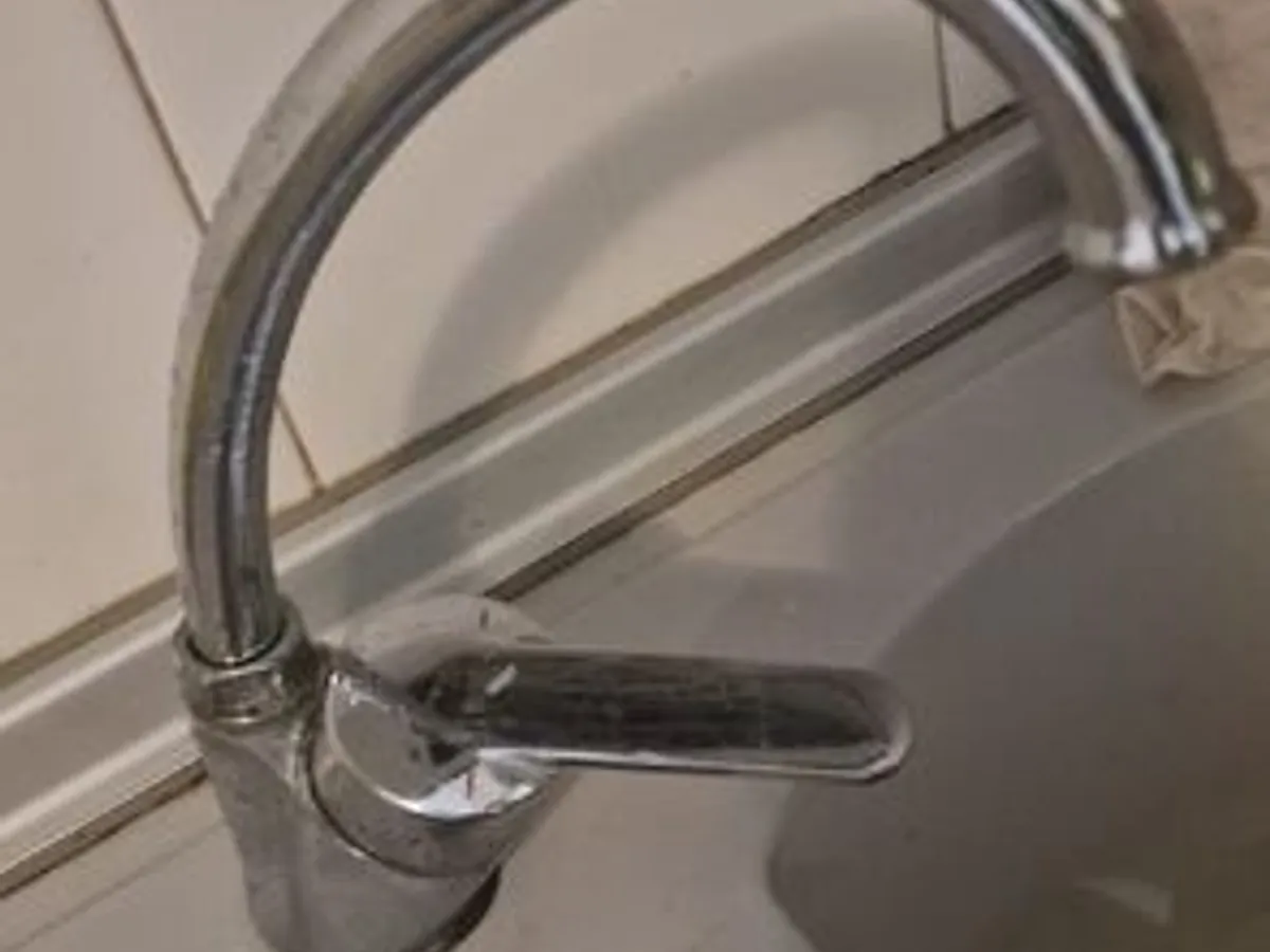 montagem.de torneiras 