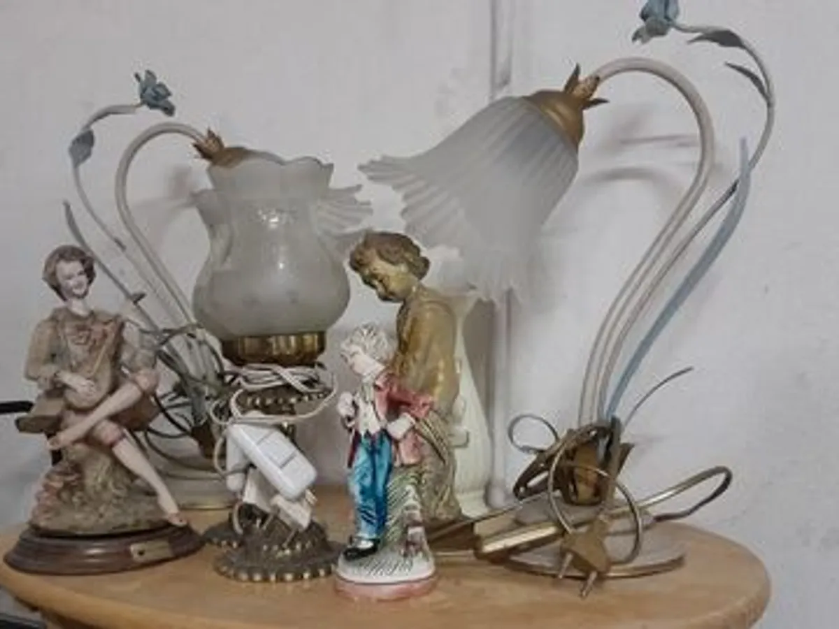 Candeeiros de mesa diversos