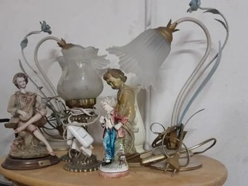 Candeeiros de mesa diversos