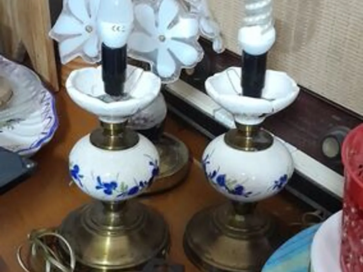 Candeeiros de mesa diversos