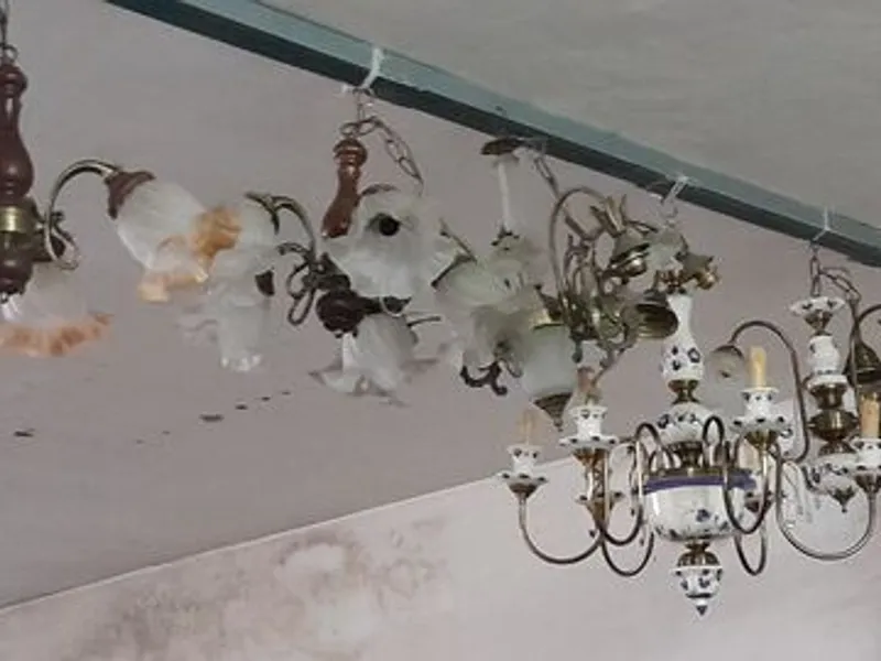 Candeeiros de teto diversos