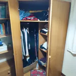 Vendo Roupeiro de Canto  2