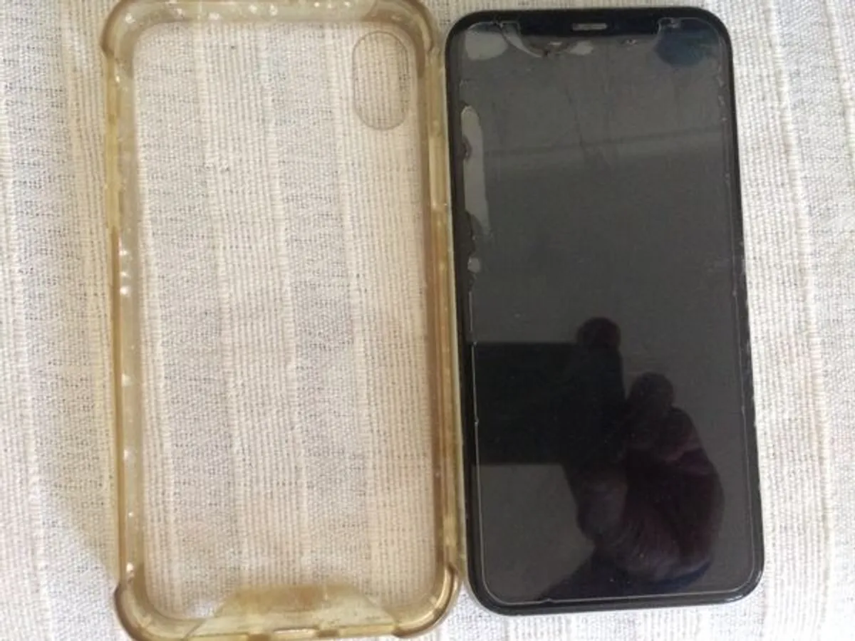 Iphone XR, 64 gb, branco, desbloq.