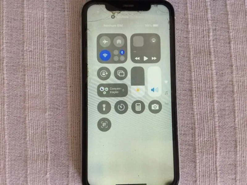 Iphone XR, 64 gb, branco, desbloq.