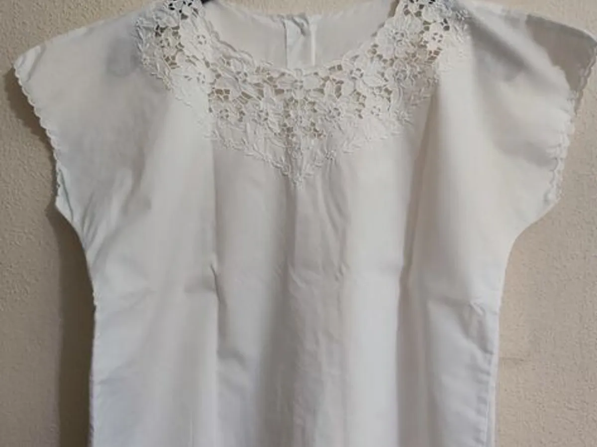 Vendo Blusa bordado da Madeira n 38, branco 
