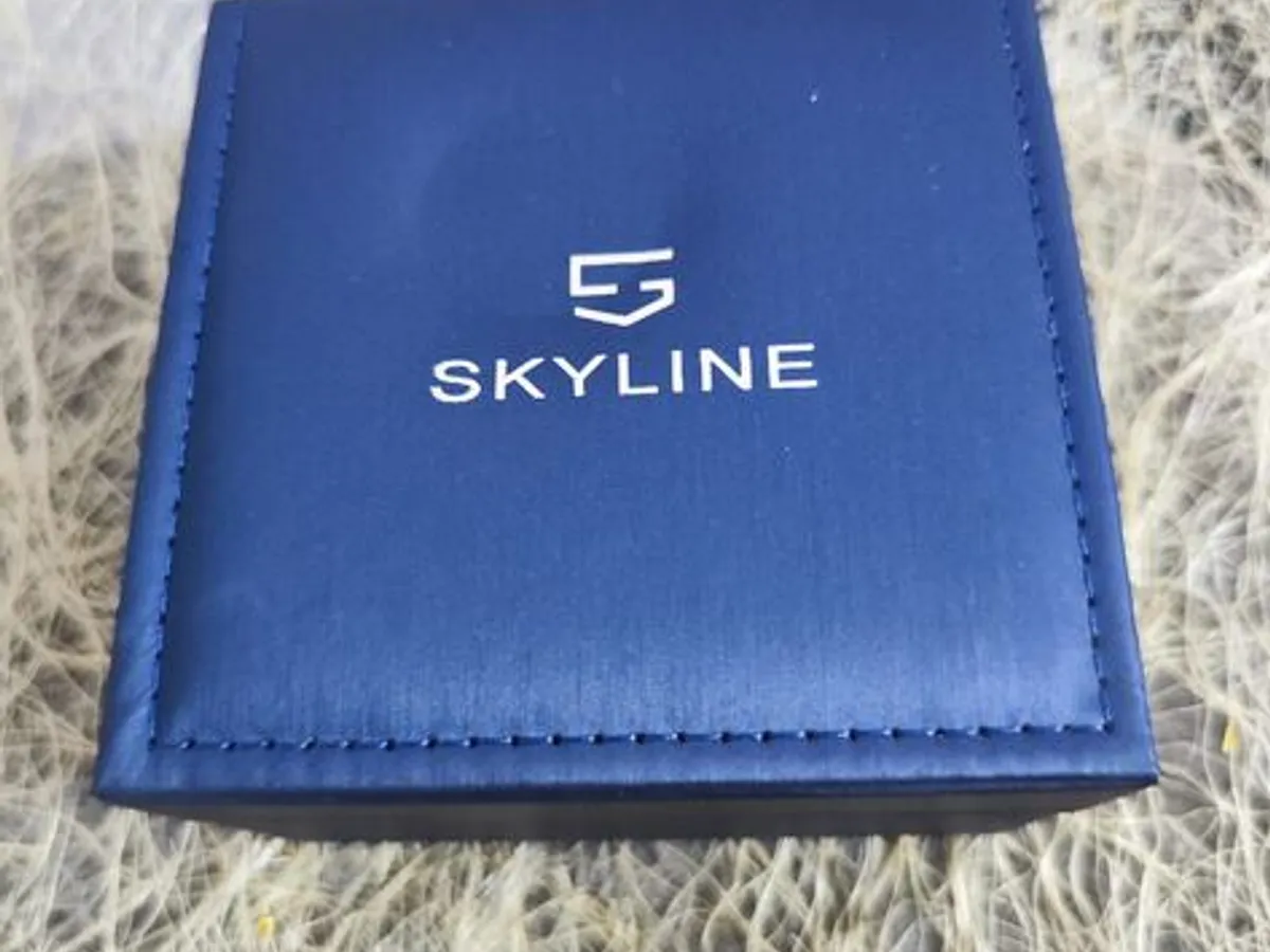 Conjunto relógio e pulseira de homem da marca Skyline 