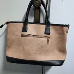 Linda Bolsa tote bege e preta 2