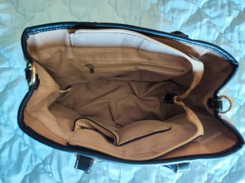 Linda Bolsa tote bege e preta