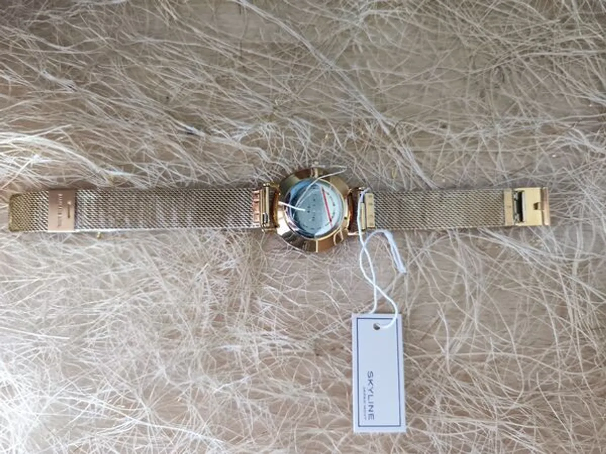 Relógio de pulso para Senhora dourado da Skyline 