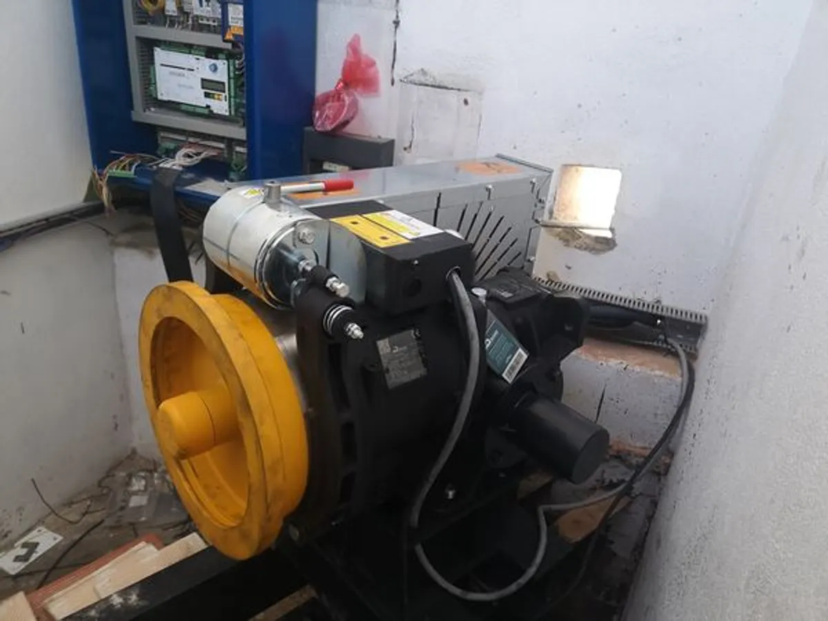 Empresa de Elevadores Eleva Alturas