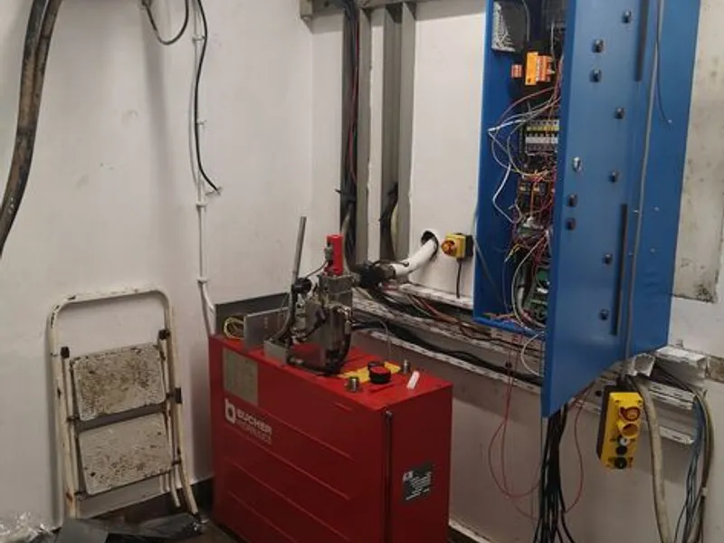 Empresa de Elevadores Eleva Alturas