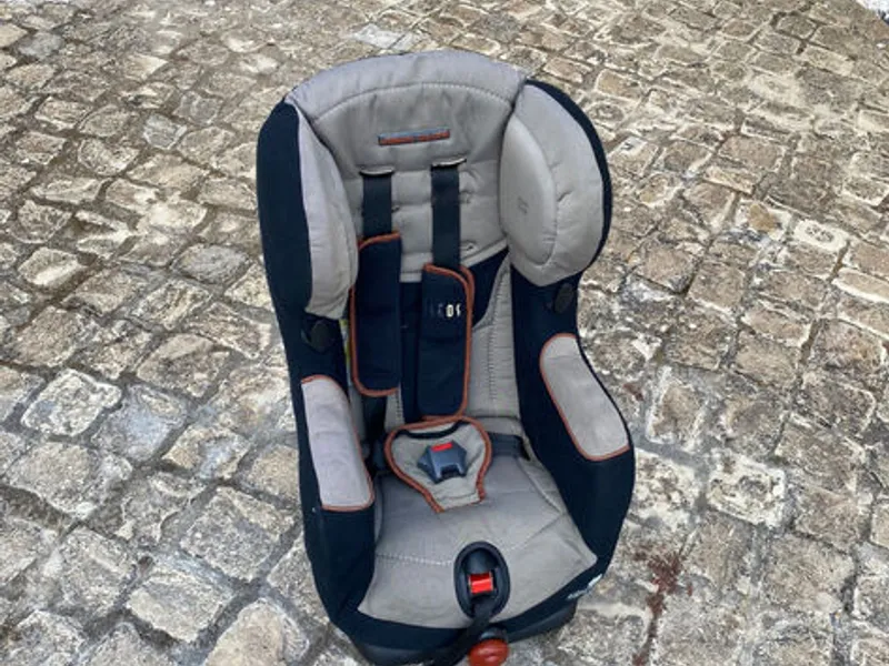 Cadeira Auto Bébé Confort ISÉOS Safe Side (Grupo 0
