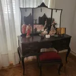 Vendo móveis antigos em bom estado 1