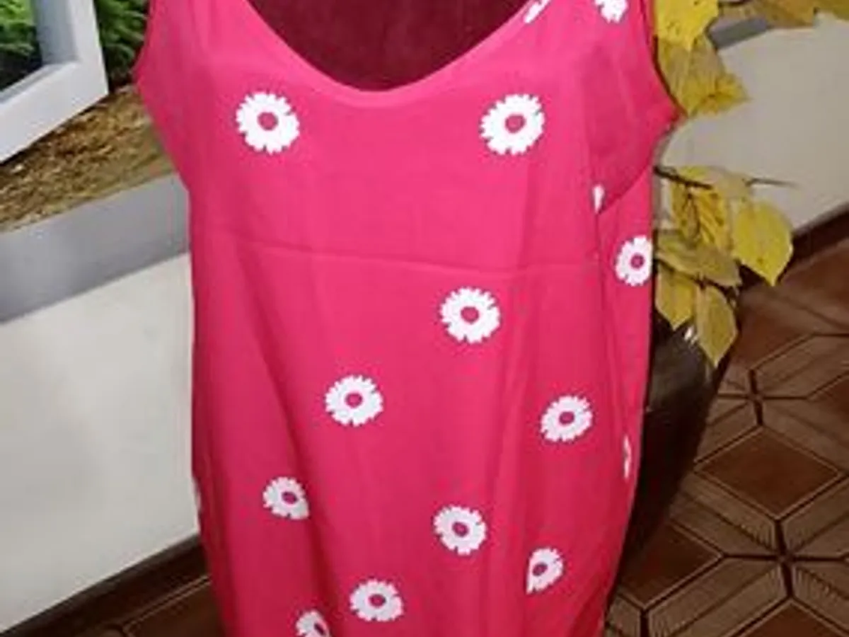 Vestidos curtos áh 5€ cada