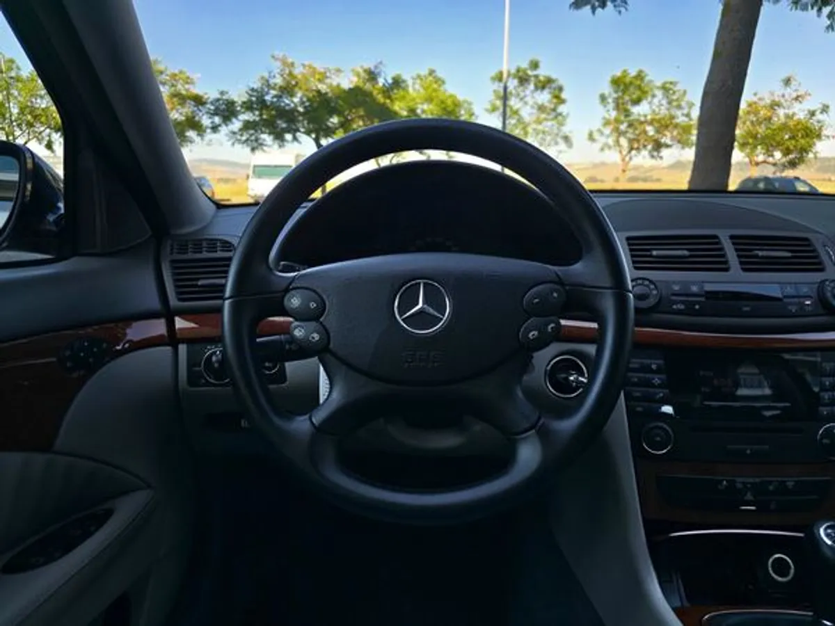 Mercedes-Benz E220 CDi