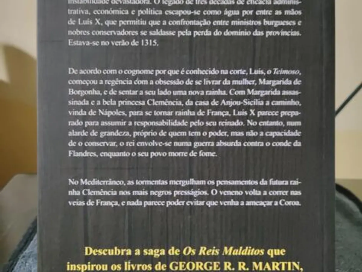 Livro “Os Venenos da Coroa”